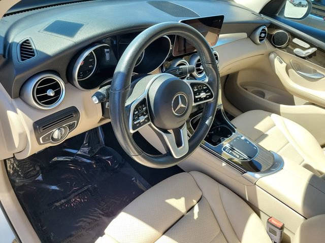 Used 2020 Mercedes-Benz GLC 300 image 21