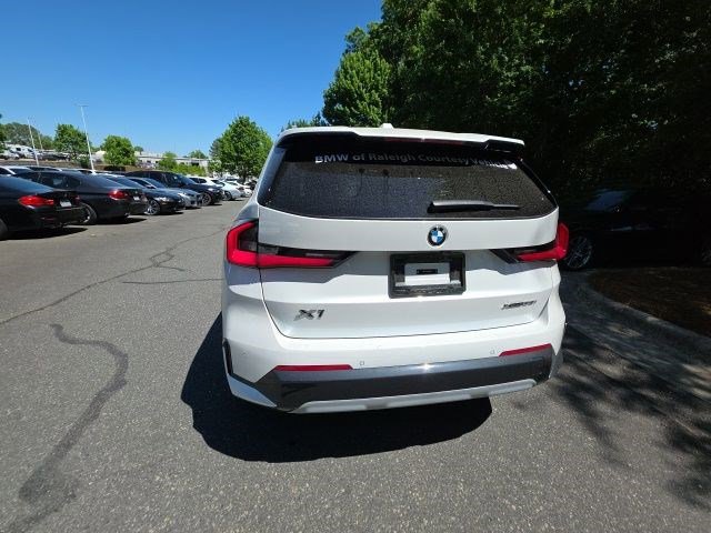 Certified 2025 BMW X1 xDrive28i w/ Technology Package AWD/4WD image 11