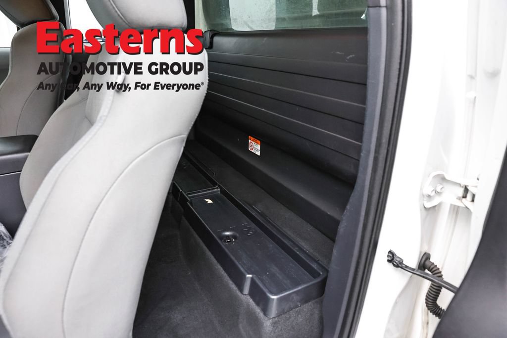 Used 2018 Toyota Tacoma SR RWD image 21