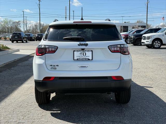 Certified 2026 Jeep Compass Latitude image 4