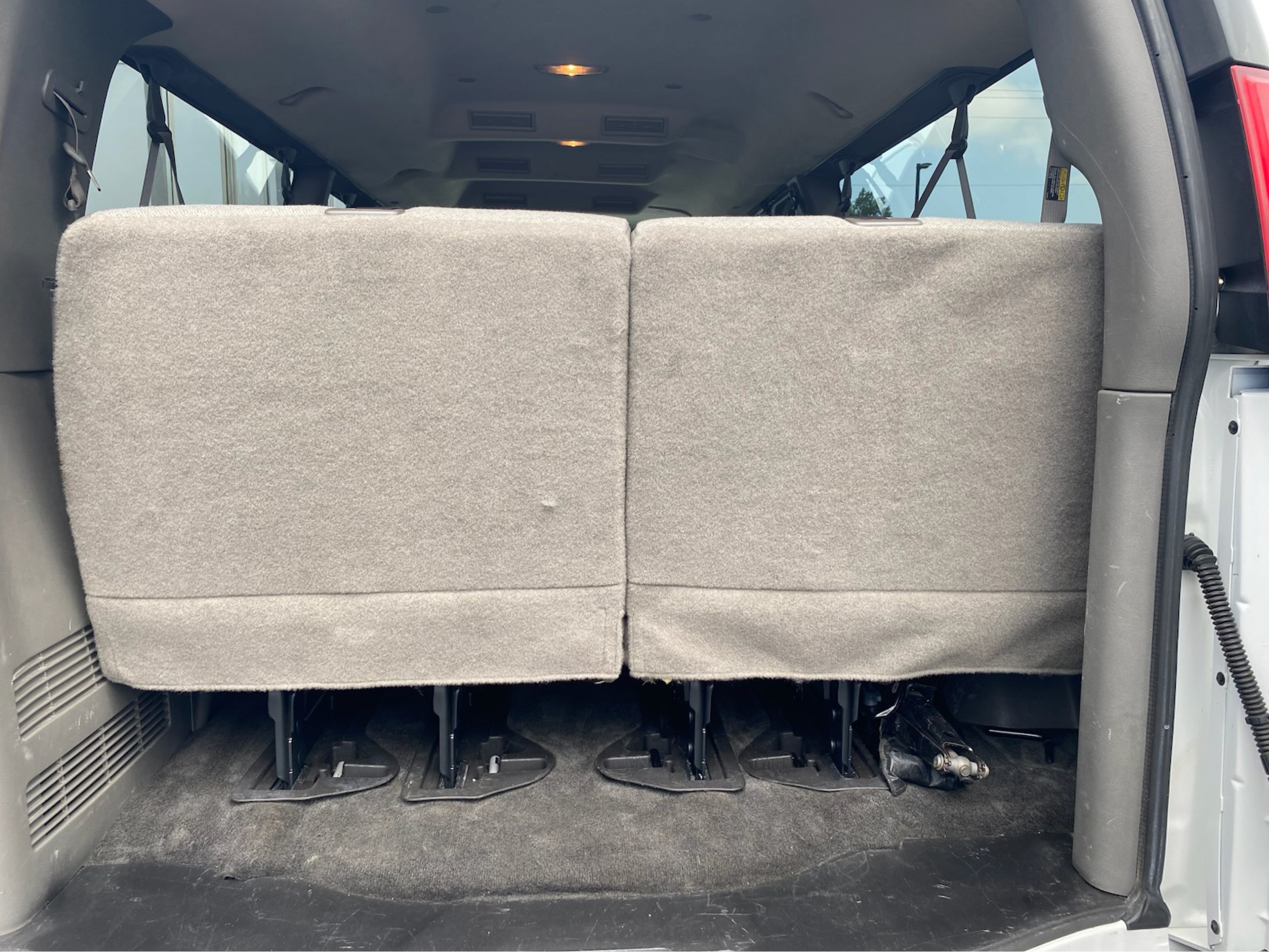 Used 2014 Chevrolet Express 3500 LT w/ LT Preferred Equipment Group RWD image 10