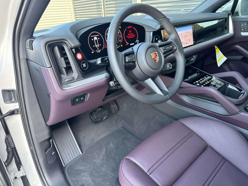 New 2026 Porsche Cayenne Coupe image 4