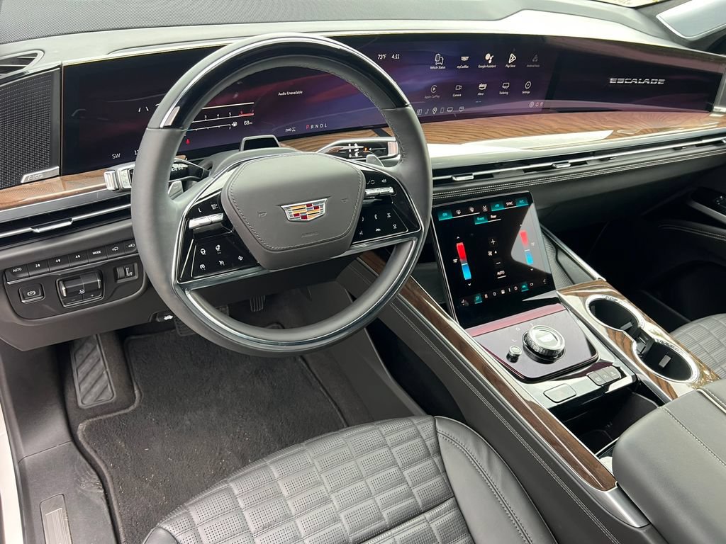 Used 2025 Cadillac Escalade Sport Platinum w/ LPO, ONYX Package AWD/4WD image 17