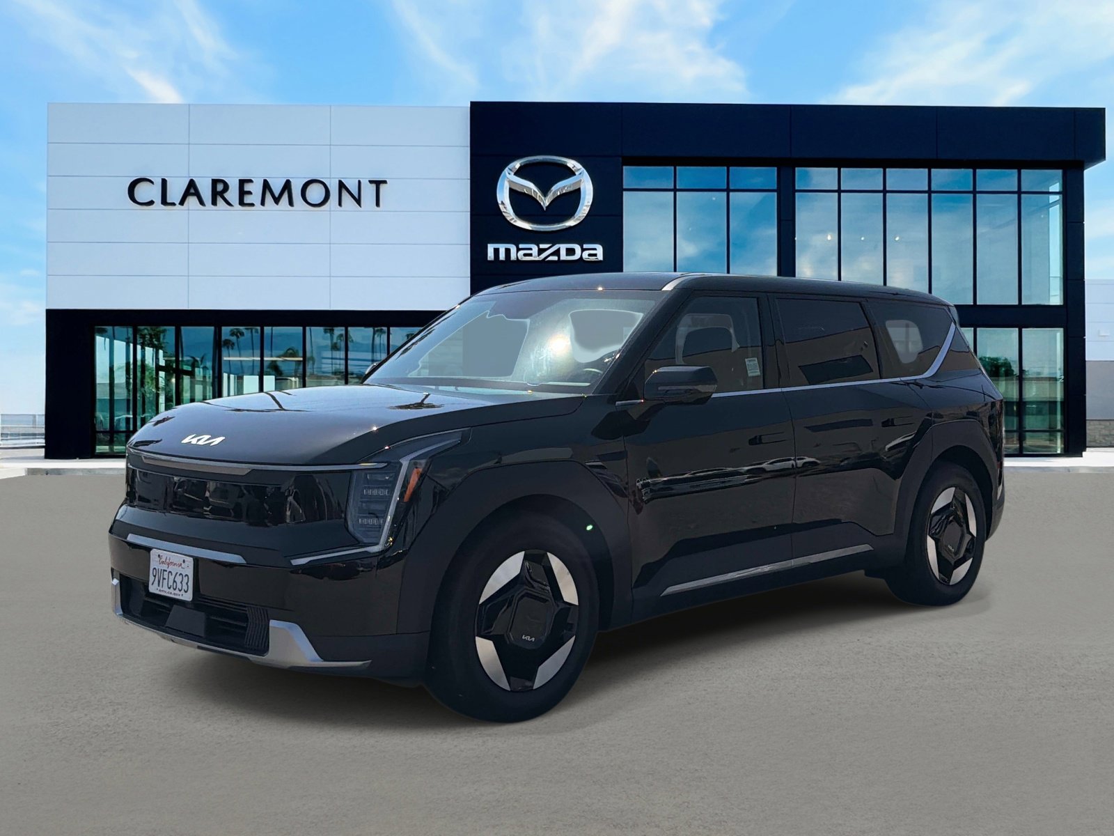 Used 2026 Kia EV9 Light RWD image 3