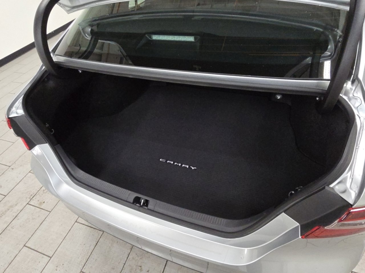 Certified 2023 Toyota Camry LE image 17