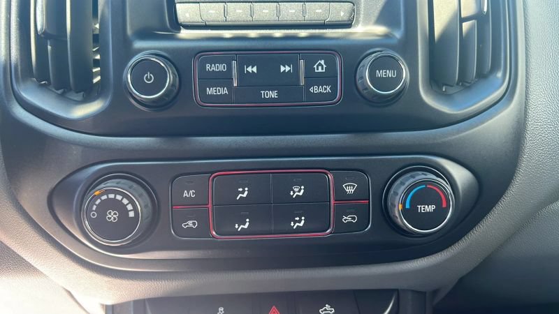 Used 2016 GMC Canyon W/T RWD image 24