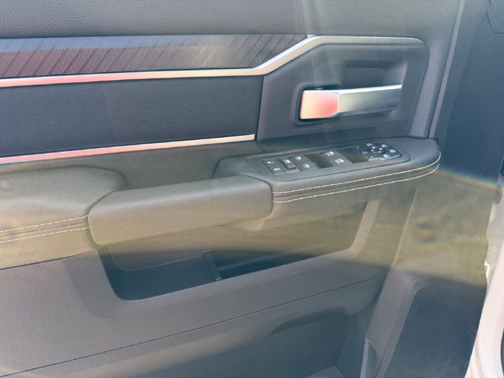 New 2027 RAM 2500 Big Horn AWD/4WD image 5