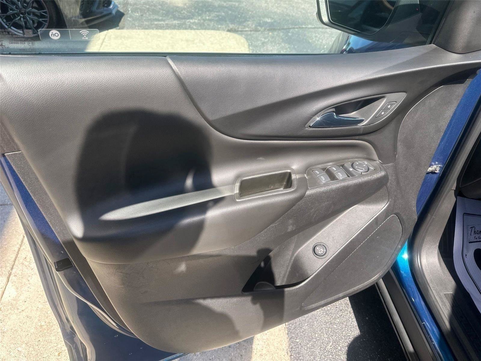 Used 2021 Chevrolet Equinox LT FWD image 20