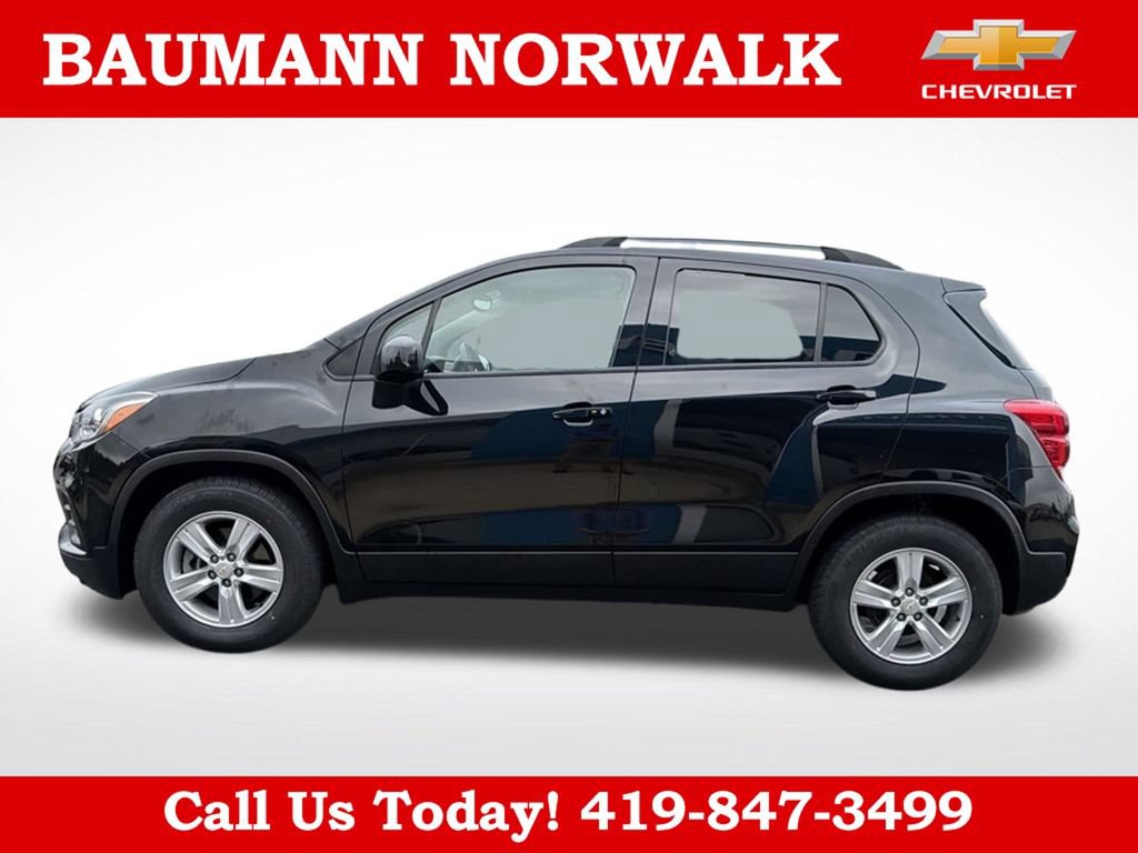 Used 2022 Chevrolet Trax LT w/ LT Convenience Package FWD image 4