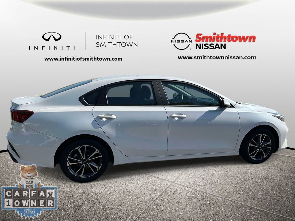 Used 2022 Kia Forte LXS FWD image 7