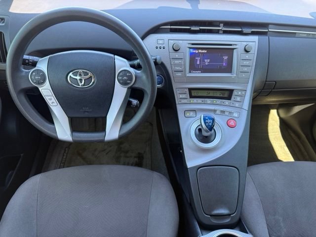 Used 2015 Toyota Prius Two FWD image 3