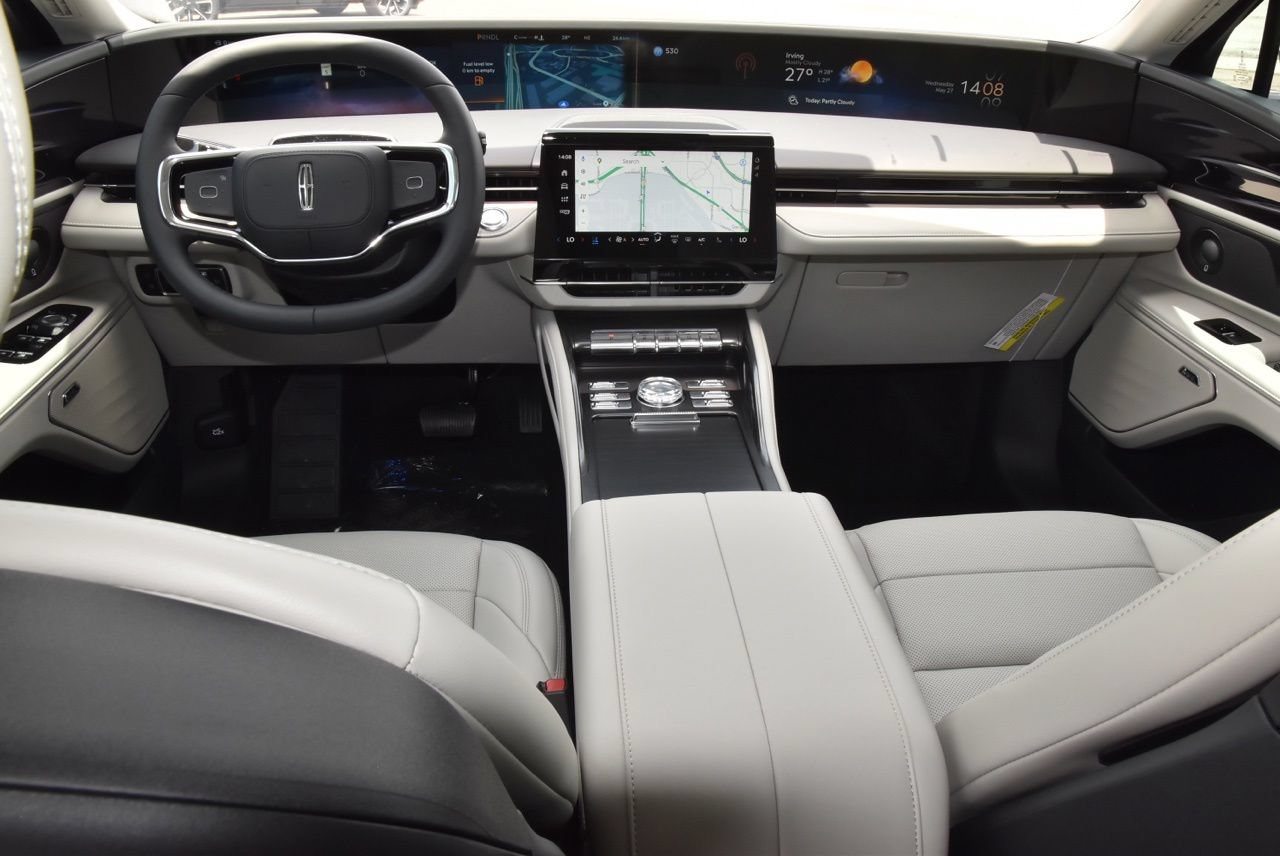 New 2026 Lincoln Nautilus Premier w/ Equipment Group 102A AWD/4WD image 16