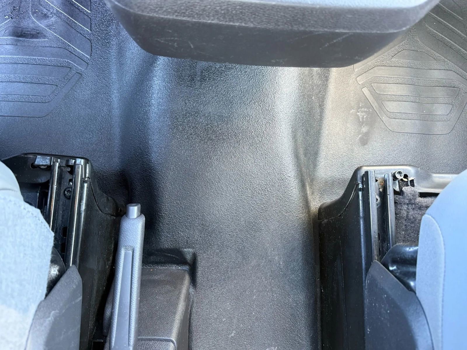 Used 2017 Ford Transit 250 Medium Roof w/Sliding Side Doo image 23