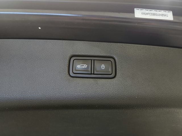 Used 2025 Genesis GV80 2.5T Standard AWD/4WD image 27
