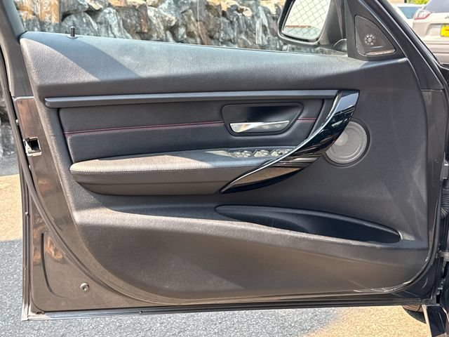 Used 2014 BMW 328i xDrive Wagon AWD/4WD image 15