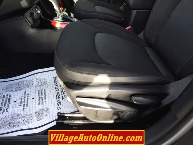 Used 2018 Jeep Renegade Trailhawk w/ Cold Weather Group II image 11