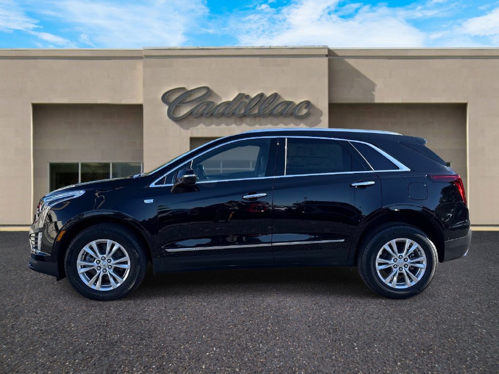 New 2026 Cadillac XT5 Luxury w/ LPO, Premium Carpet Package AWD/4WD image 6