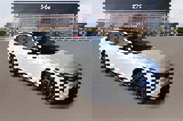 New 2025 Kia K4 GT-Line w/ GT-Line Premium Package image 10