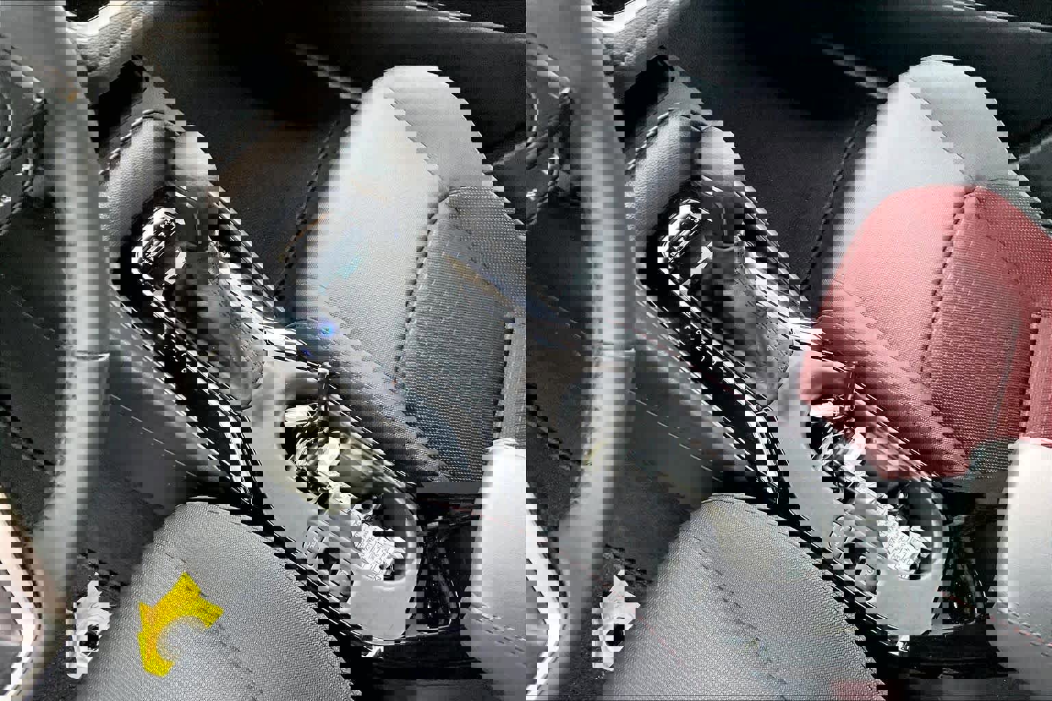 Used 2024 Toyota Corolla SE FWD image 16