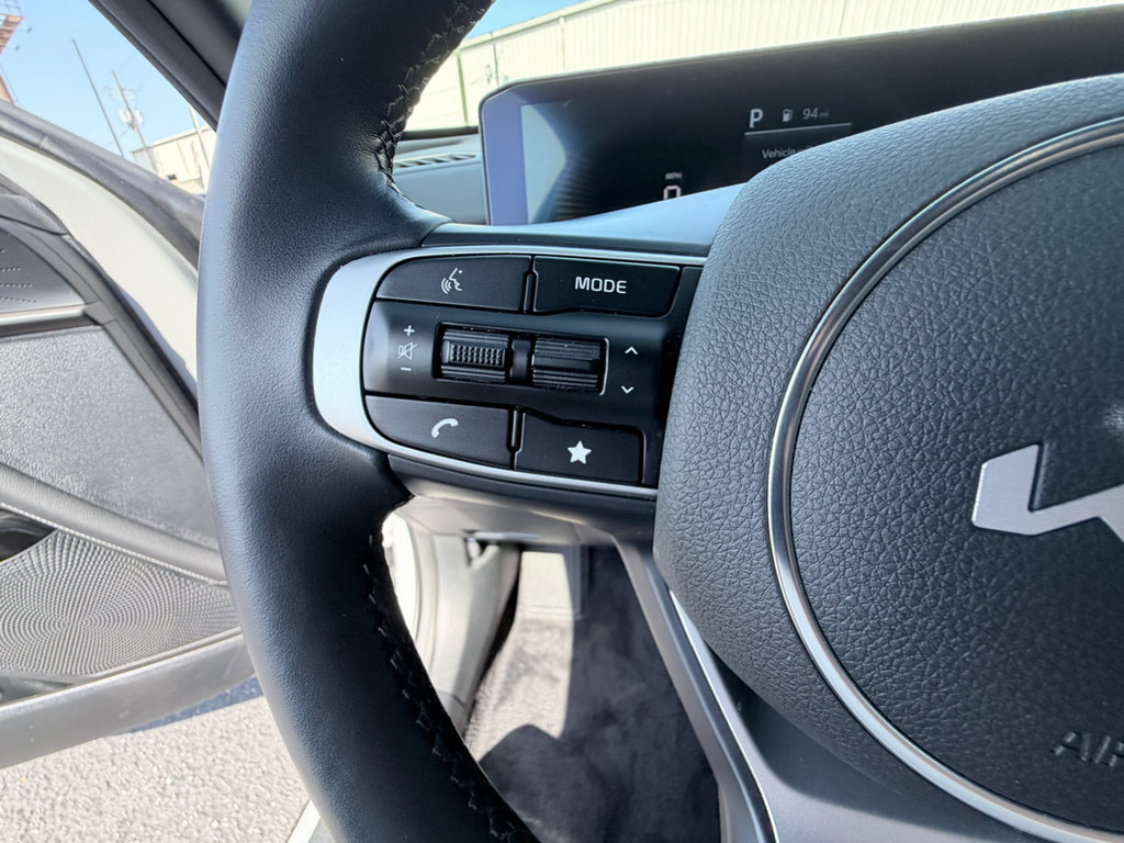 Used 2025 Kia K5 GT-Line w/ GT-Line Premium Package AWD/4WD image 14