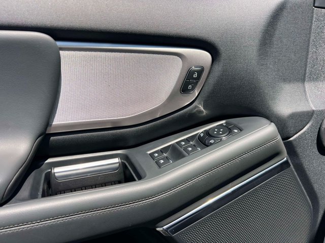 Used 2026 Ford Expedition Active AWD/4WD image 15