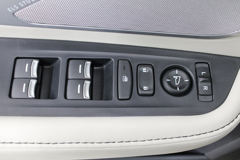 Used 2026 Acura RDX w/ Technology Package AWD/4WD image 19