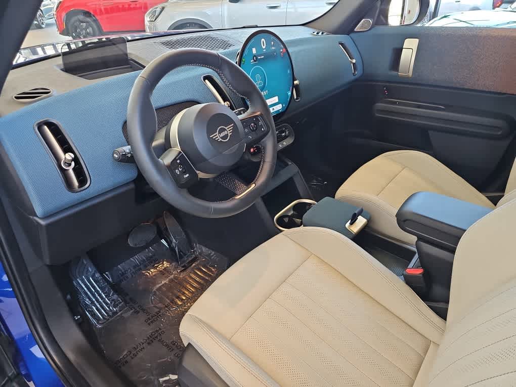 Certified 2025 MINI Cooper Countryman S image 17