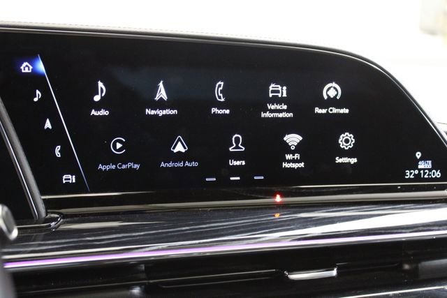 Used 2022 Cadillac Escalade Sport w/ Touring Package AWD/4WD image 16