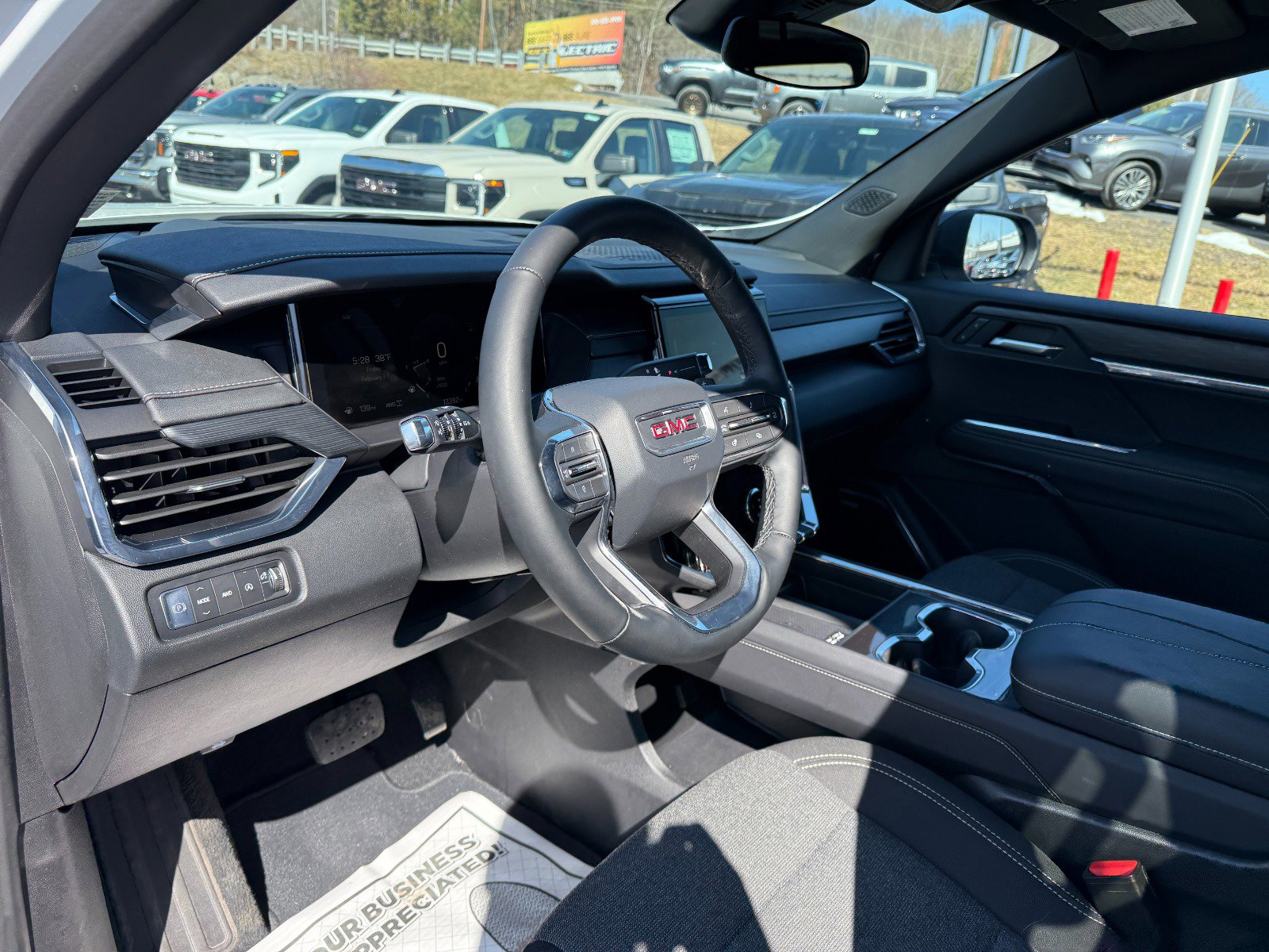 Used 2025 GMC Acadia Elevation image 13