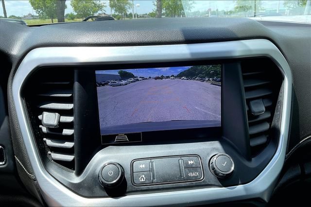 Used 2020 GMC Acadia SLT FWD image 19