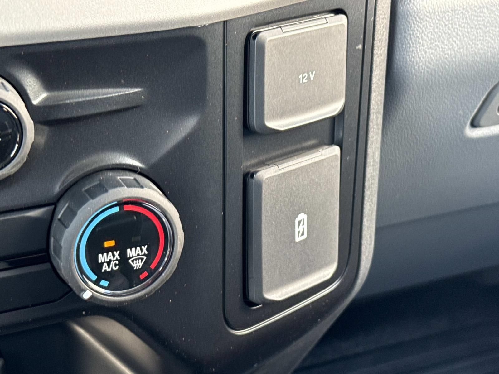 New 2026 Ford F250 4x4 Crew Cab Super Duty image 17