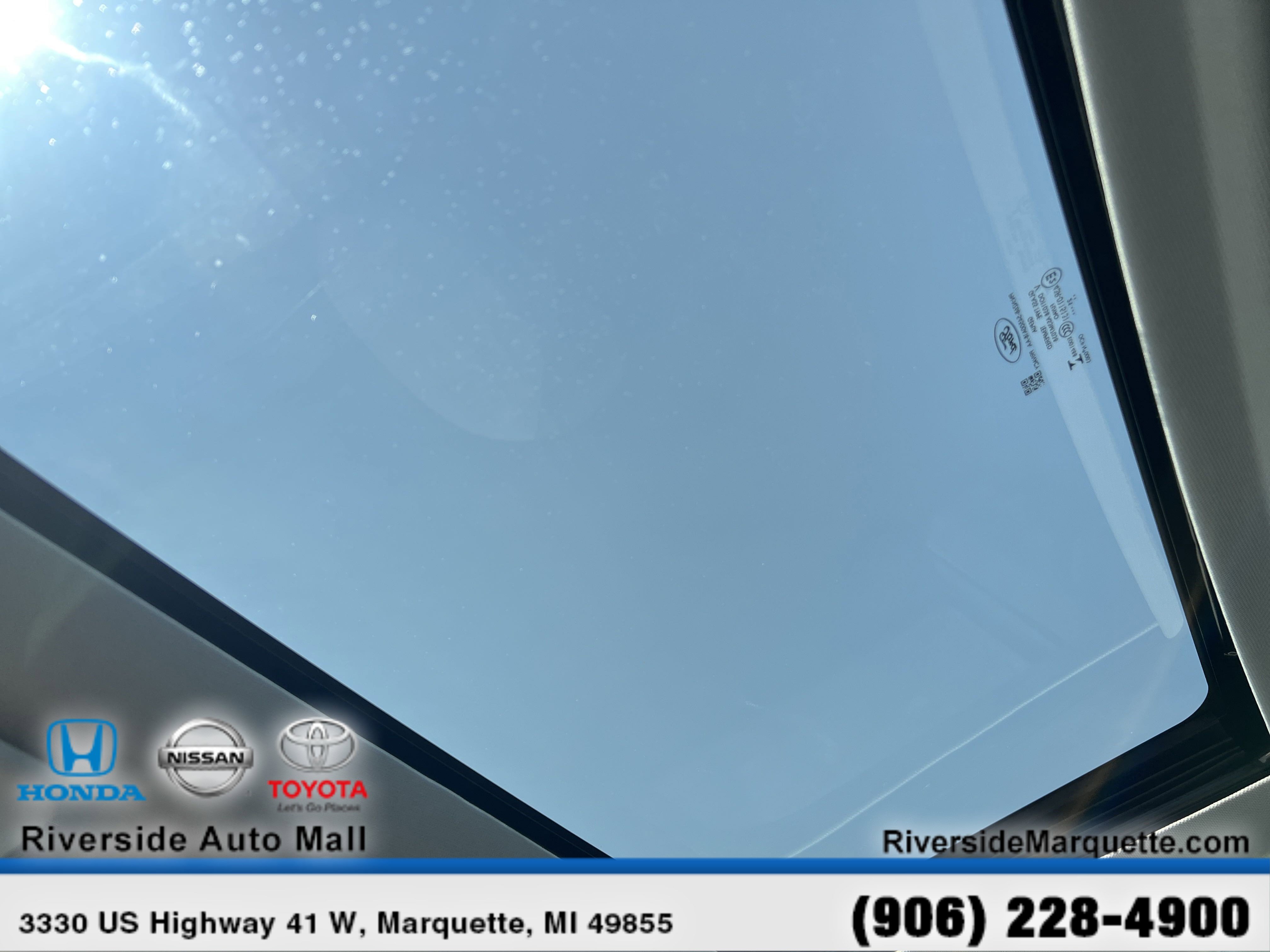 Used 2022 Ford Maverick XLT image 23