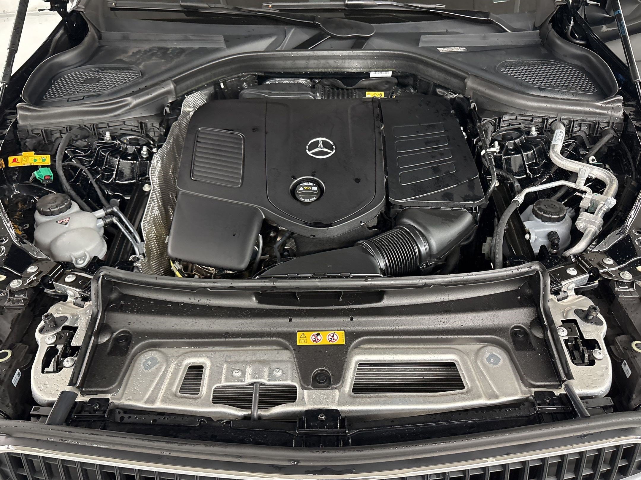 Certified 2025 Mercedes-Benz GLC 350e 4MATIC image 32