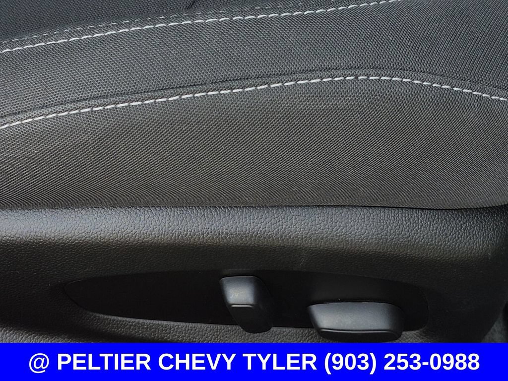 Used 2024 Chevrolet Camaro LT w/ Technology Package RWD image 11
