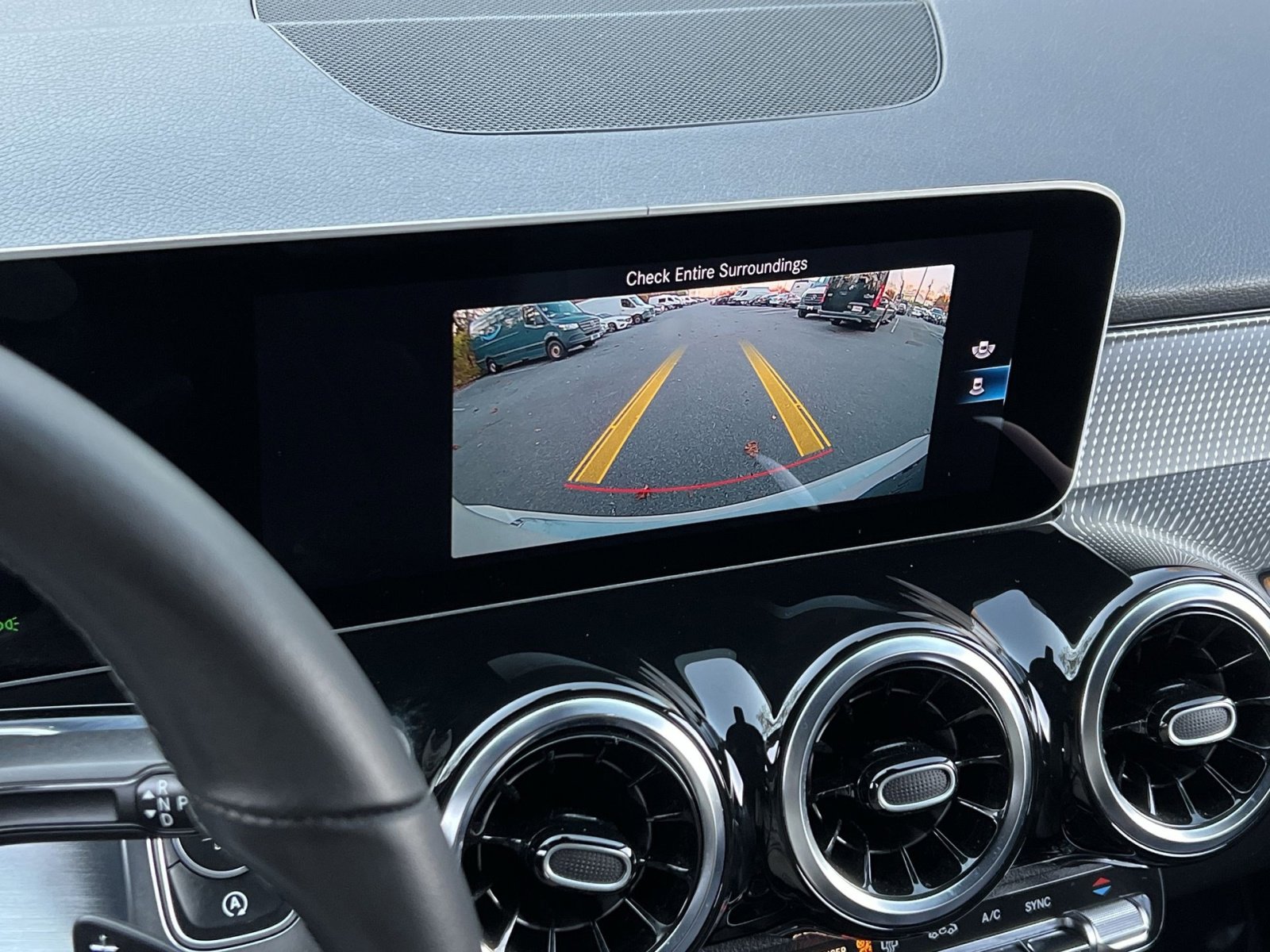 Certified 2021 Mercedes-Benz GLB 250 4MATIC image 17