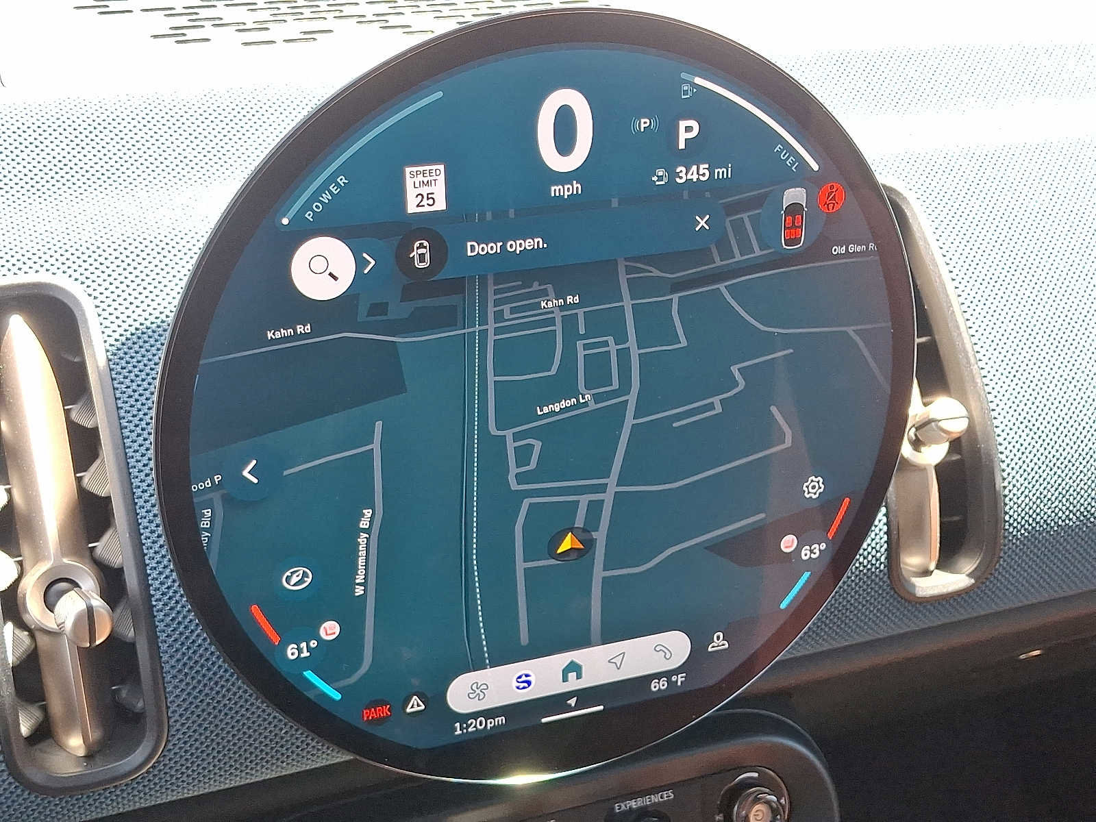 Certified 2025 MINI Cooper Countryman S w/ Comfort Package Max image 17