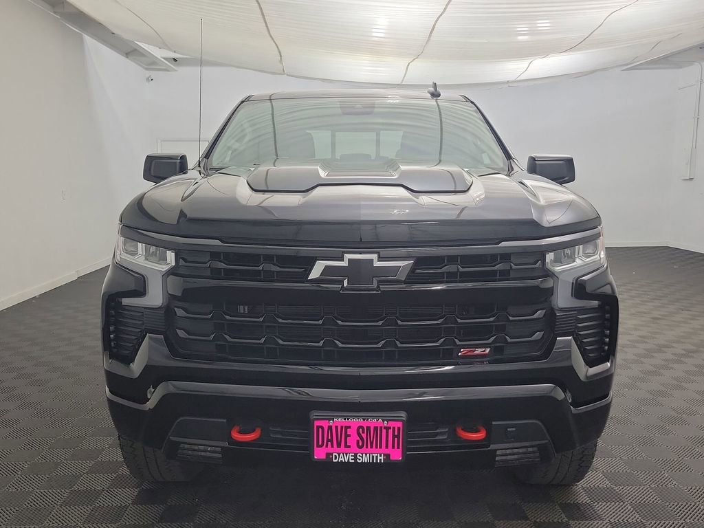 Used 2025 Chevrolet Silverado 1500 LT Trail Boss w/ Convenience Package II image 5