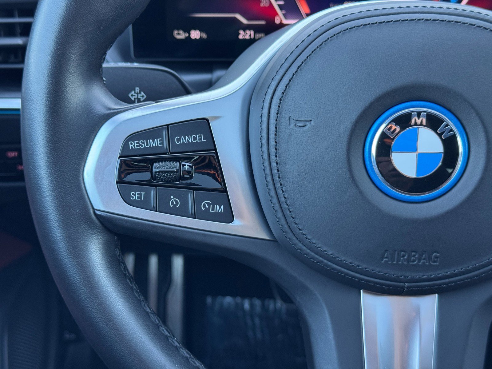 Used 2022 BMW i4 eDrive40 w/ M Sport Package image 22