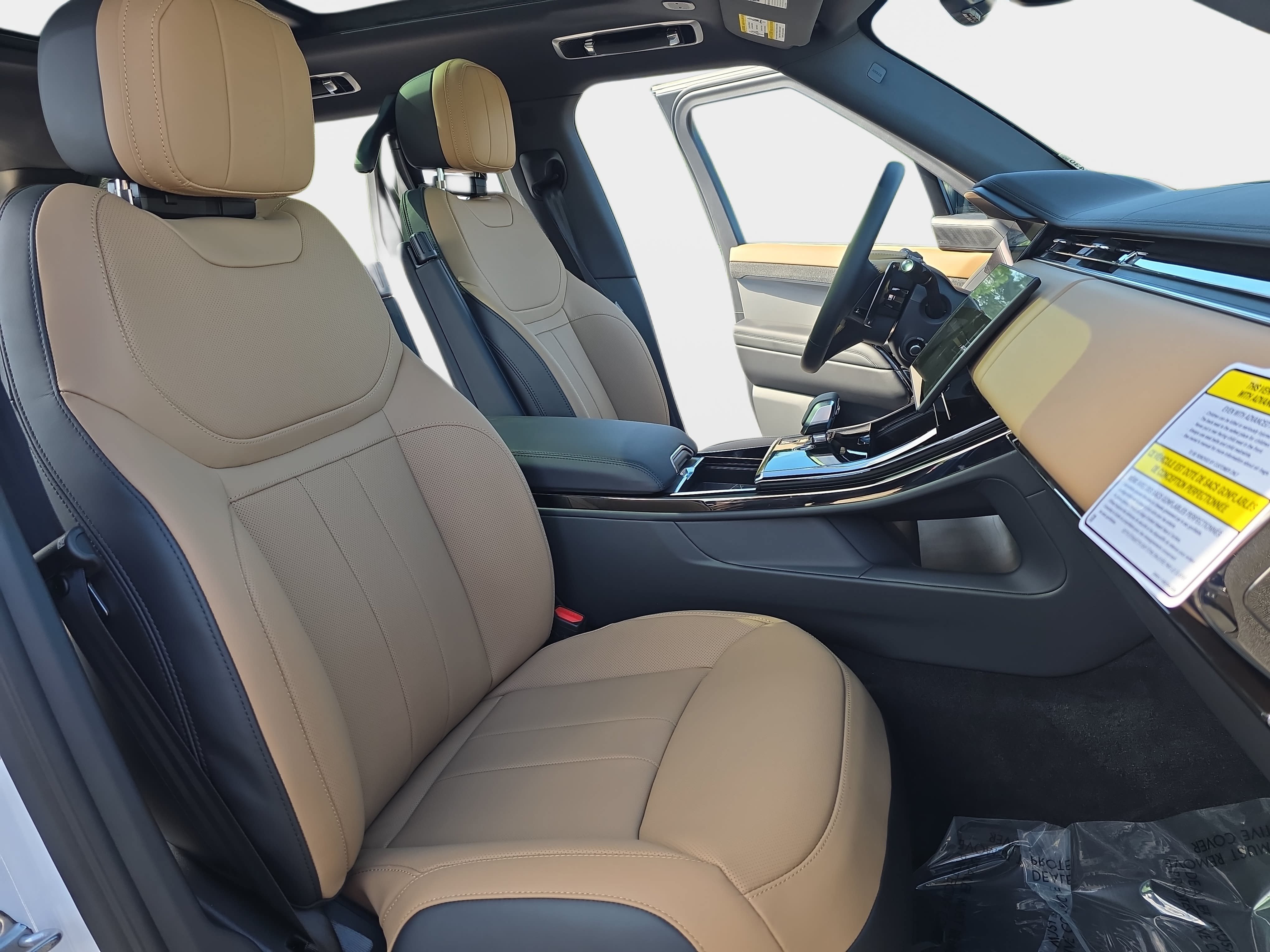 New 2026 Land Rover Range Rover Sport Dynamic SE AWD/4WD image 10