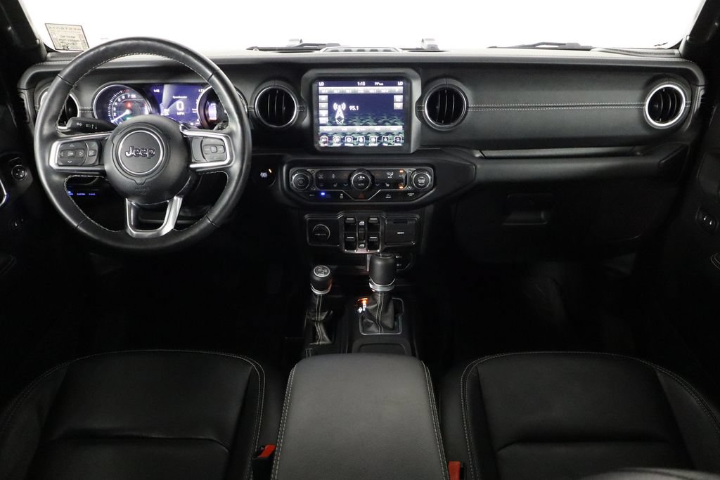 Used 2023 Jeep Wrangler Unlimited Sahara w/ Cold Weather Group AWD/4WD image 13