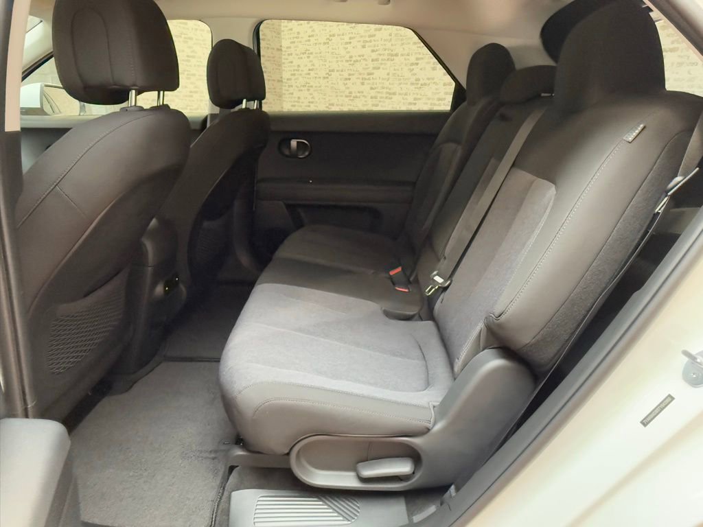 New 2026 Hyundai Ioniq 5 SE image 15