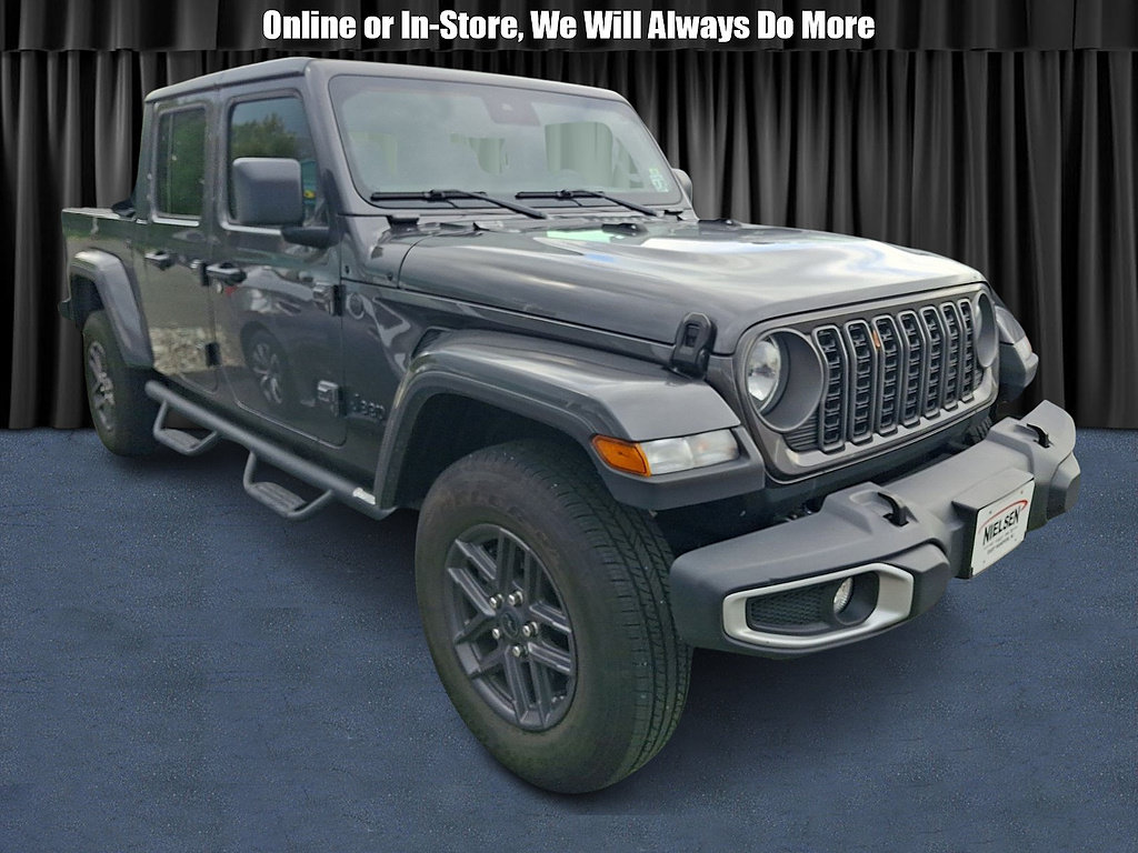 Used 2025 Jeep Gladiator Sport