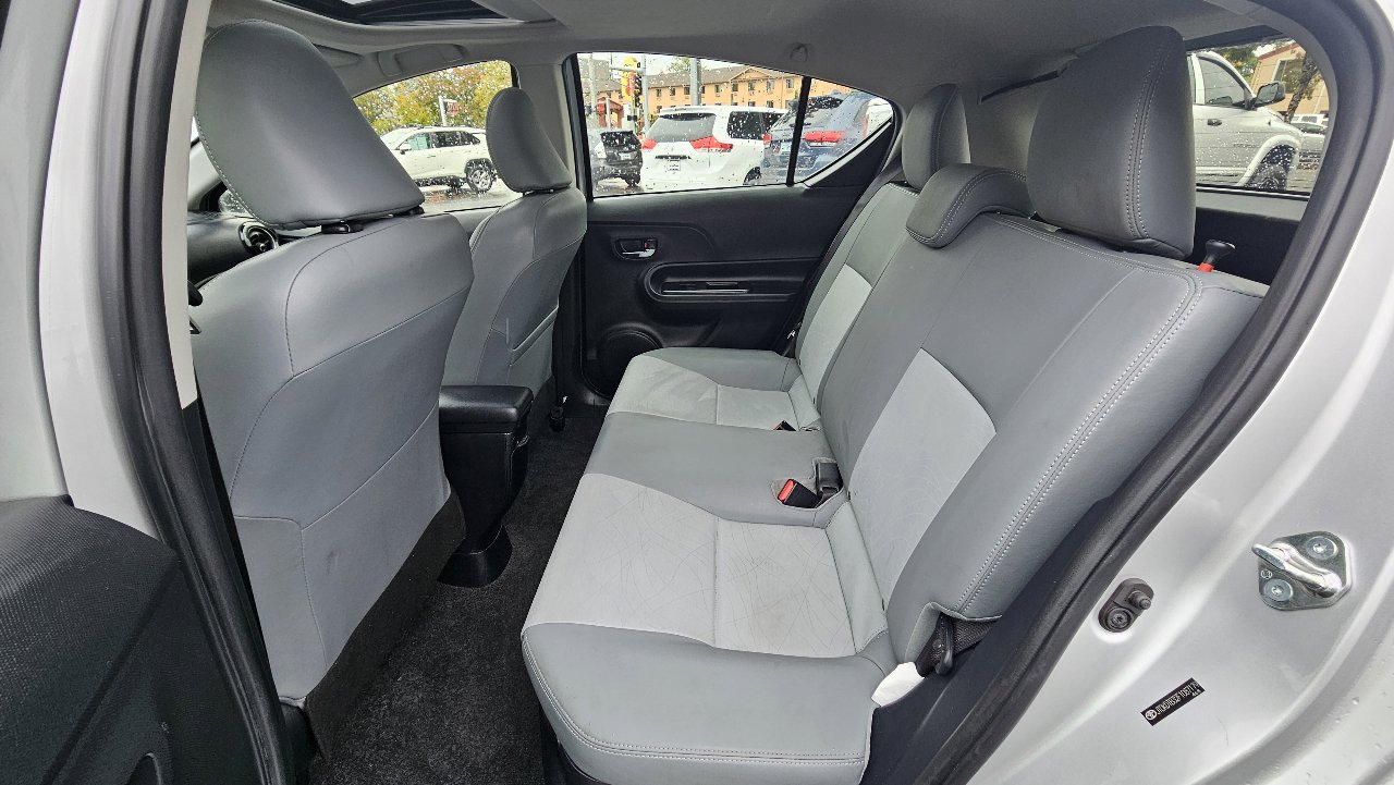 Used 2015 Toyota Prius C Four image 19