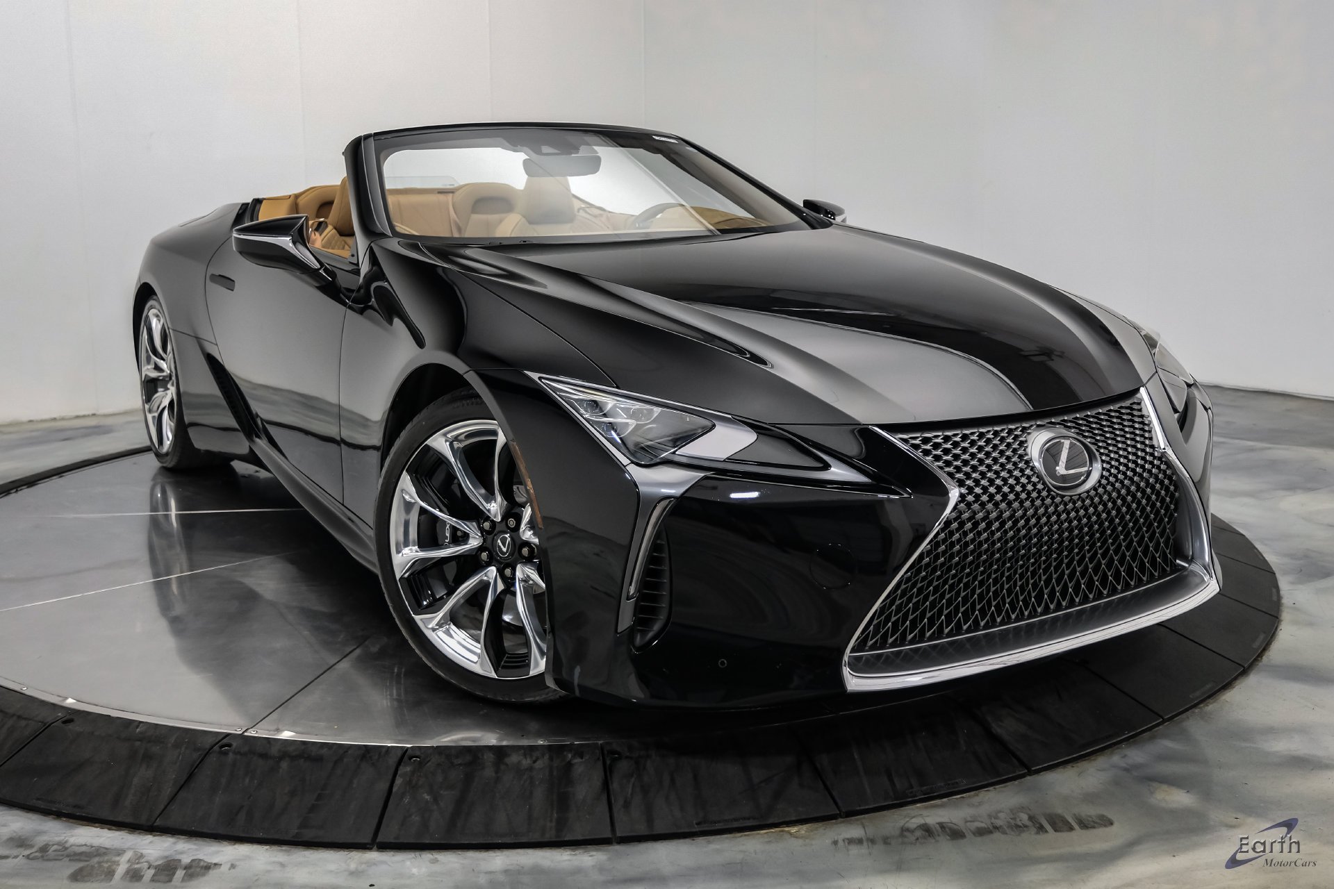 Used 2021 Lexus LC 500 Convertible w/ Touring Package RWD image 32
