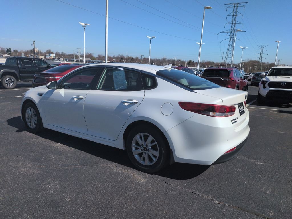 Used 2016 Kia Optima LX w/ LX Convenience Package image 5