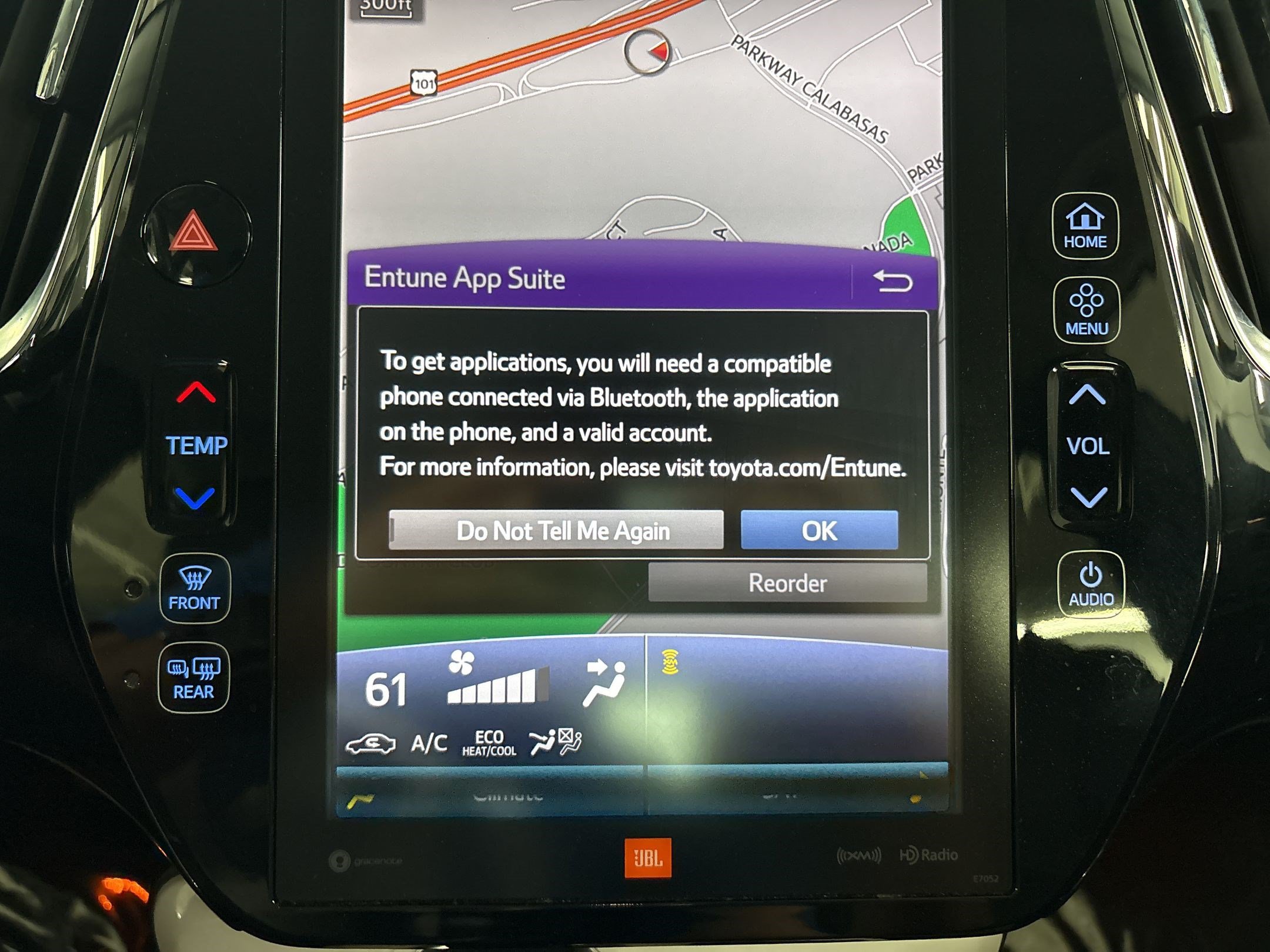 Used 2017 Toyota Prius Prime Advanced w/ Preferred Accessory Package FWD image 21
