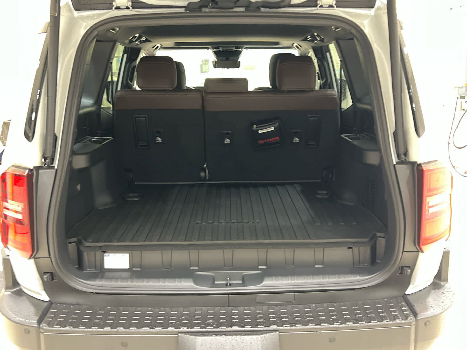 New 2027 Toyota Land Cruiser AWD/4WD image 10
