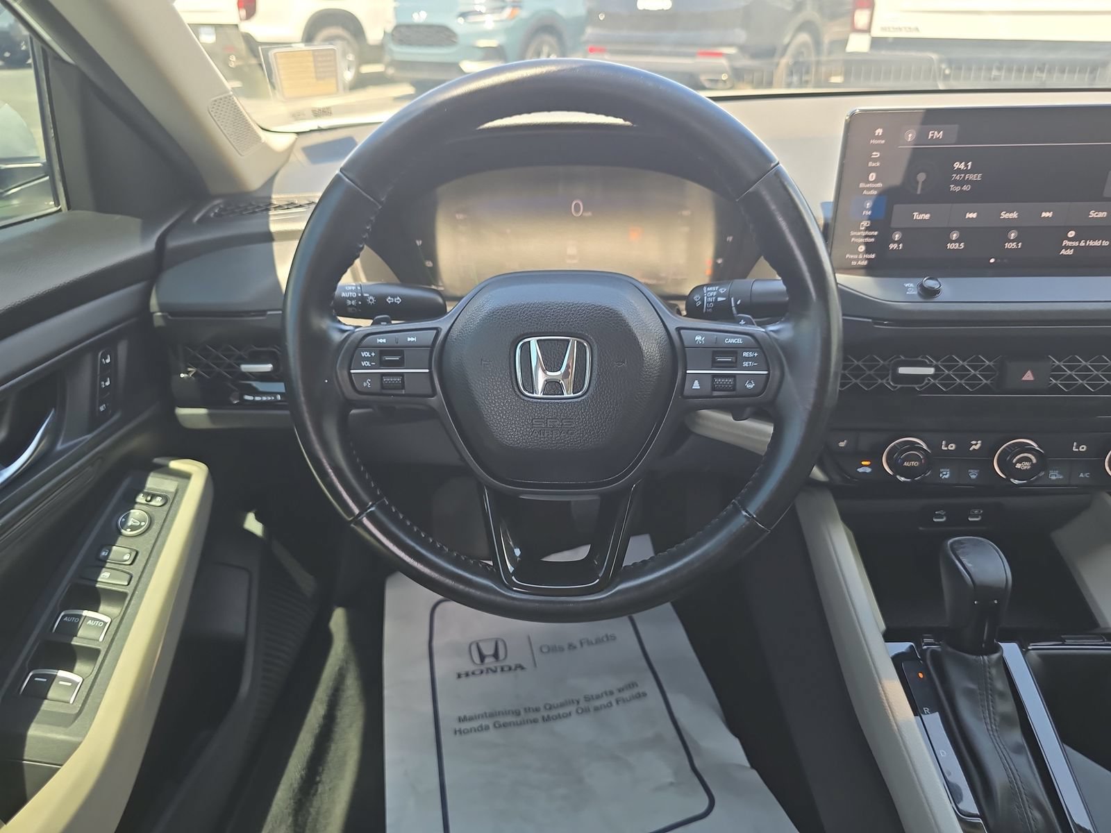 Used 2023 Honda Accord EX-L image 10