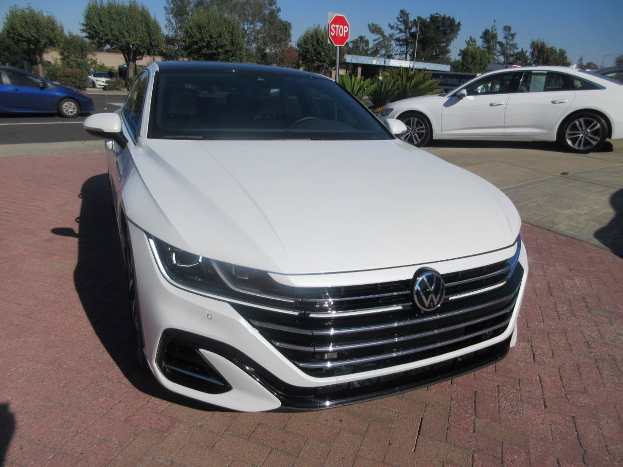 Used 2023 Volkswagen Arteon SEL Premium AWD/4WD image 77