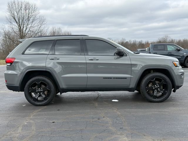 Used 2020 Jeep Grand Cherokee Laredo image 44